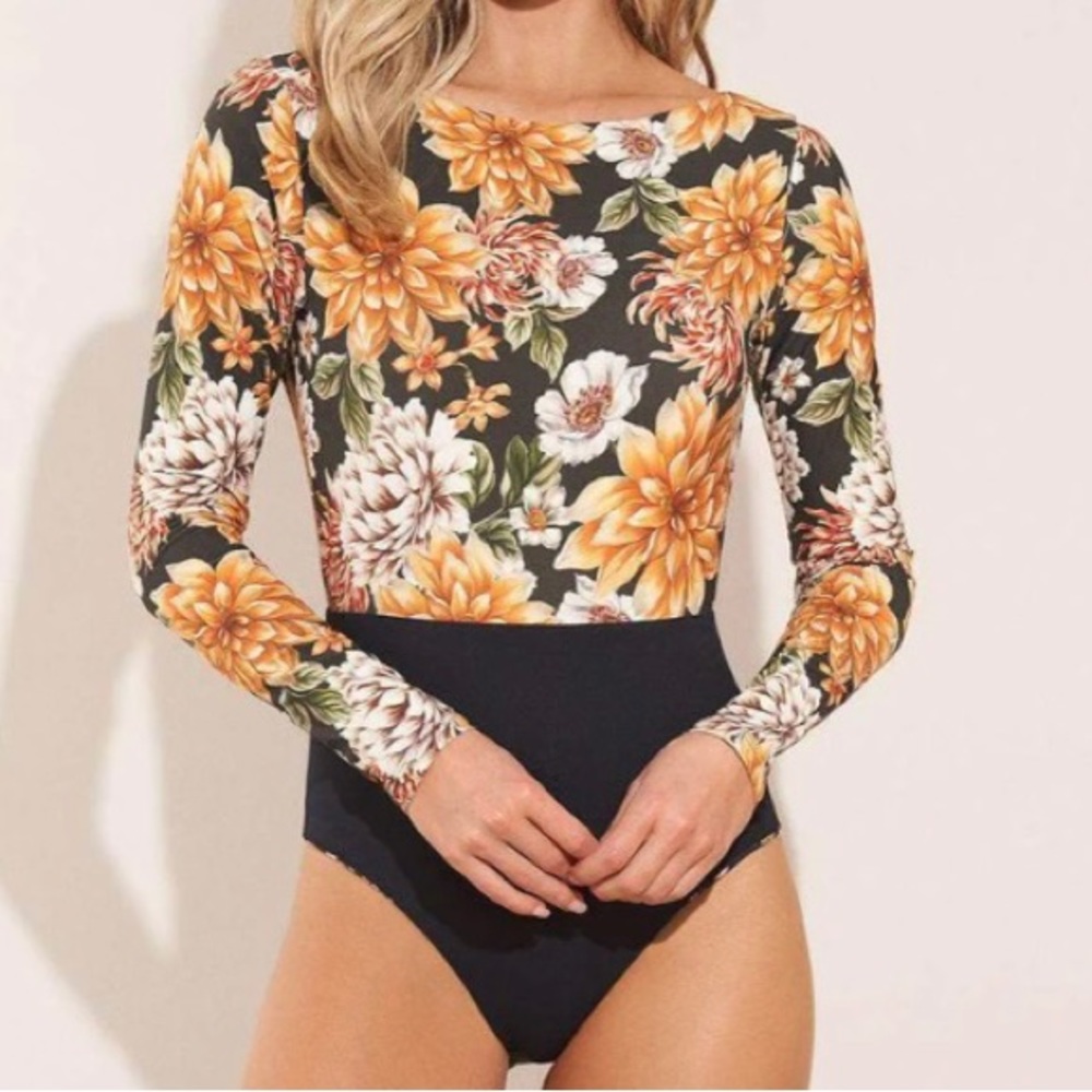 🌼NWT-Maaji Glorious Garden Sky Surf One Piece🌼